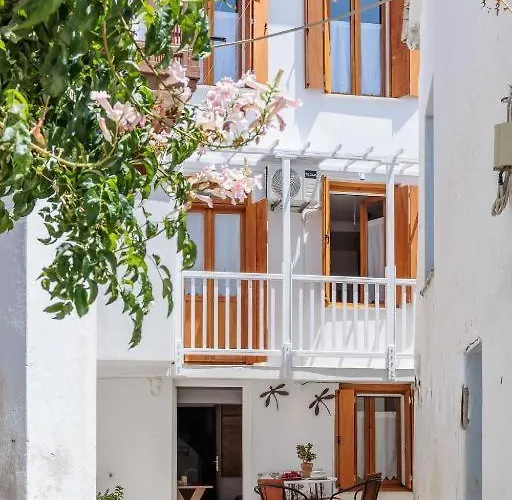 Maison Melle Case de vacanță *